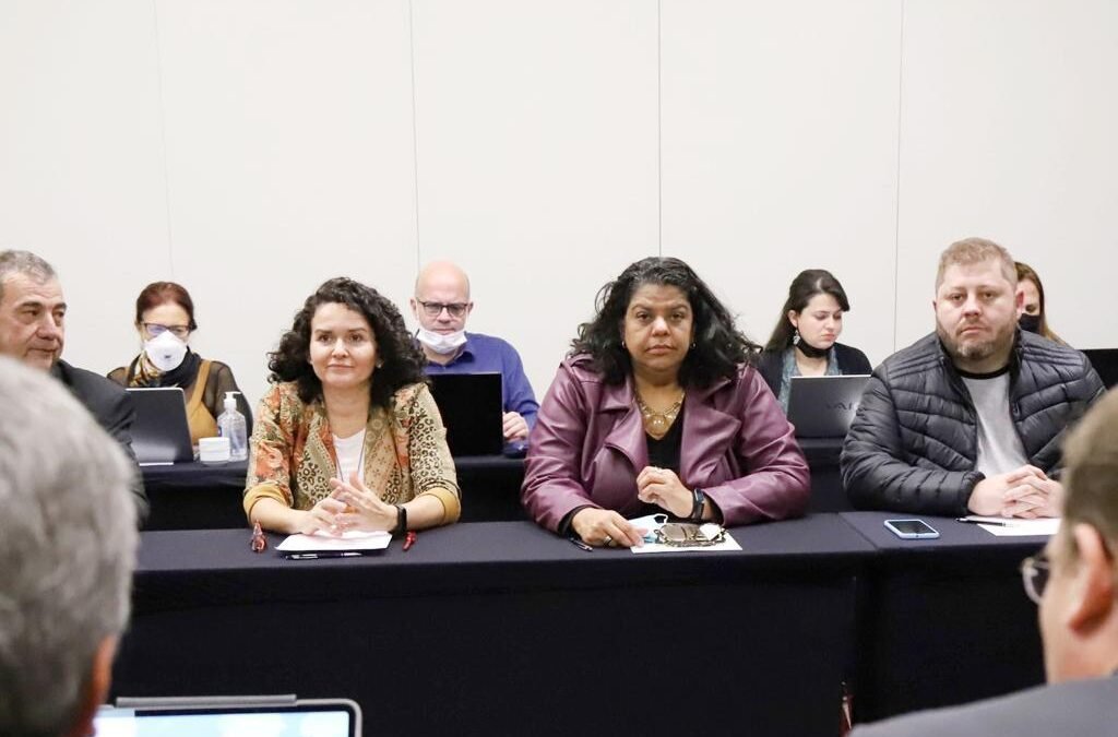 Bancos querem retirar direitos e reduzir percentual de PLR